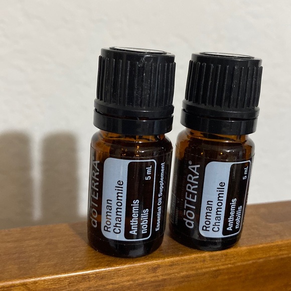NEW Doterra Roman Chamomile oil expired 2021 - Picture 1 of 7